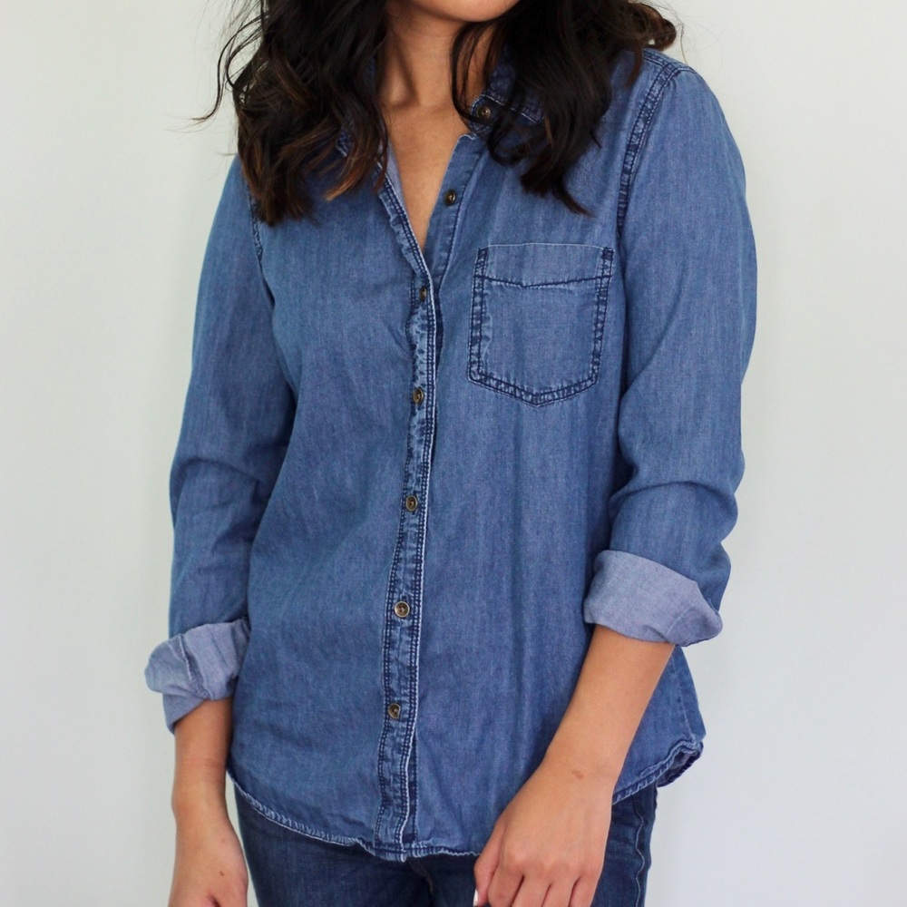 Chambray Button Up Top